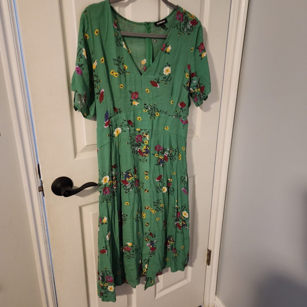 Green floral tie back dress